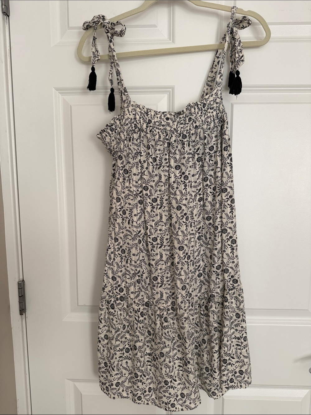 Sleeveless Cream Floral Tie-Shoulder Sundress